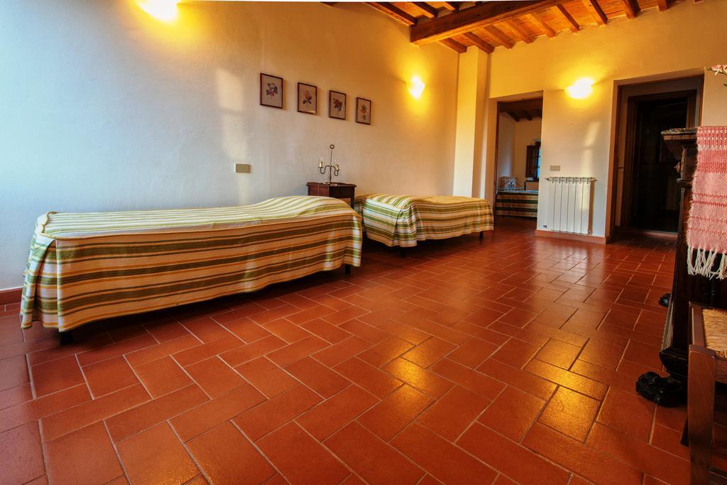 Agriturismo Poggio Al Tesoro Crespina Exterior photo