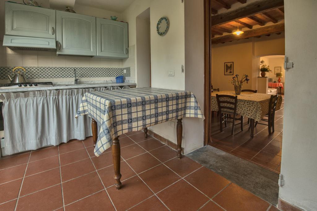 Agriturismo Poggio Al Tesoro Crespina Exterior photo